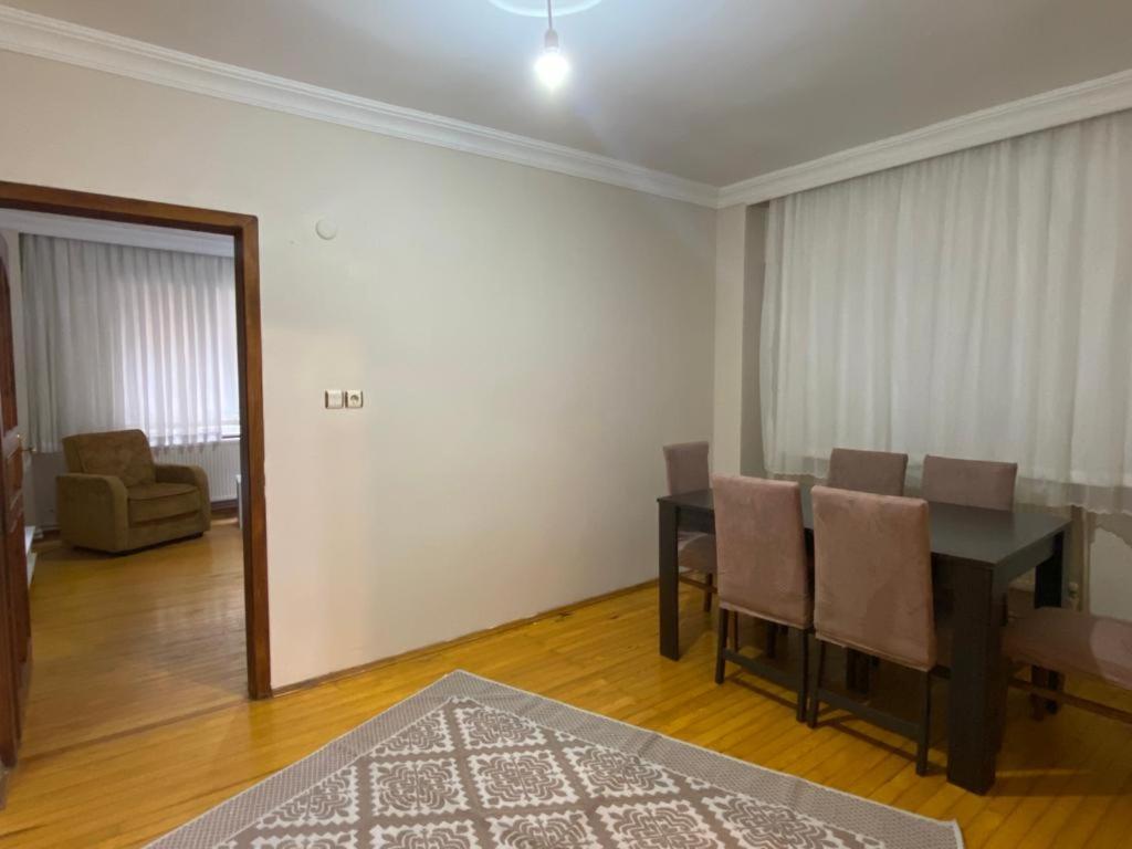 2 Bedrooms Central Area Located Appartment 2 Floor Isztambul Kültér fotó