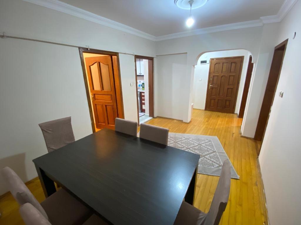 2 Bedrooms Central Area Located Appartment 2 Floor Isztambul Kültér fotó