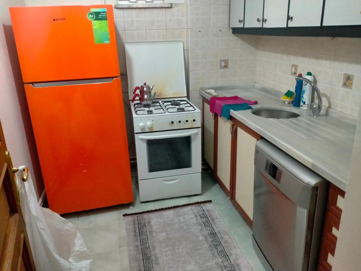 2 Bedrooms Central Area Located Appartment 2 Floor Isztambul Kültér fotó