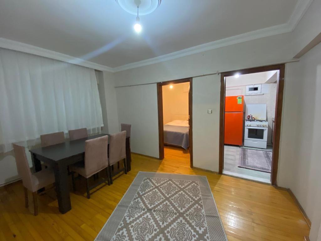 2 Bedrooms Central Area Located Appartment 2 Floor Isztambul Kültér fotó